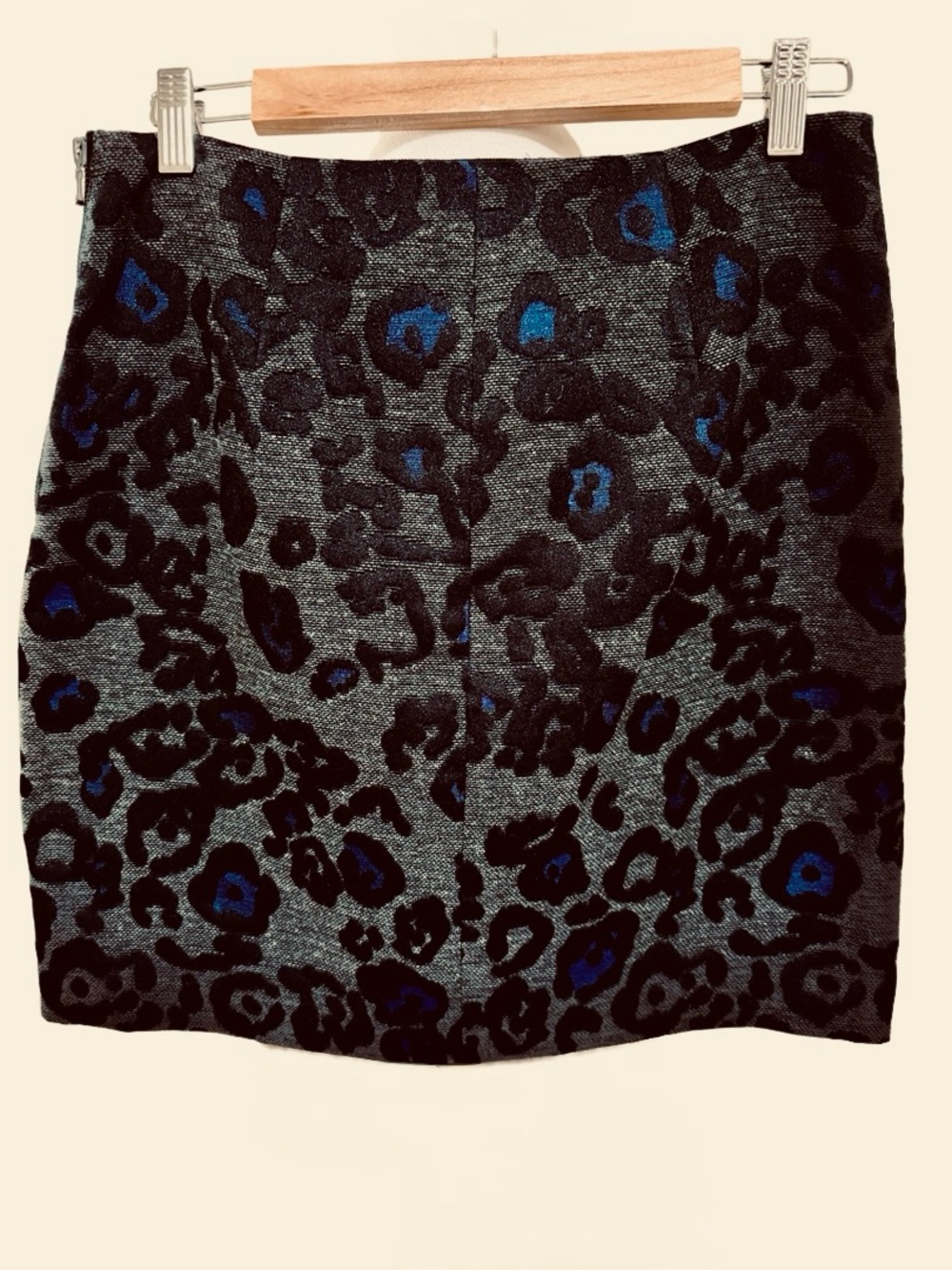 Ann Taylor Mini Skirt - Picture 2 of 6